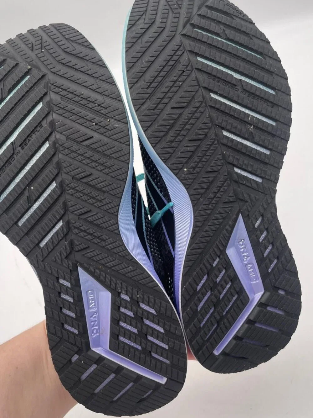 Brooks Womens Size 6B Levitate SF 1203591B030 Black Running Shoes Sneakers T15